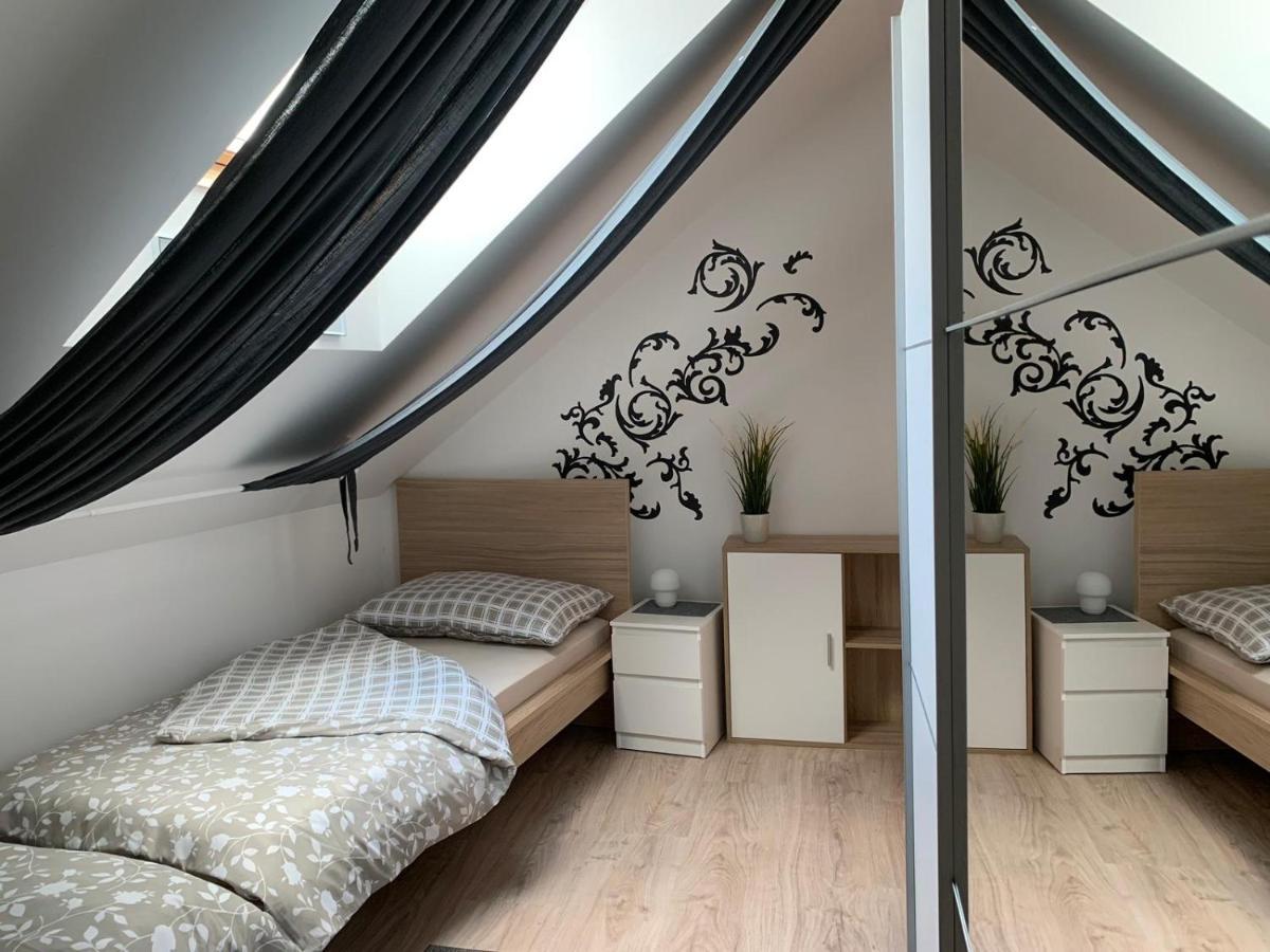 Schoene Und Helle Apartment *